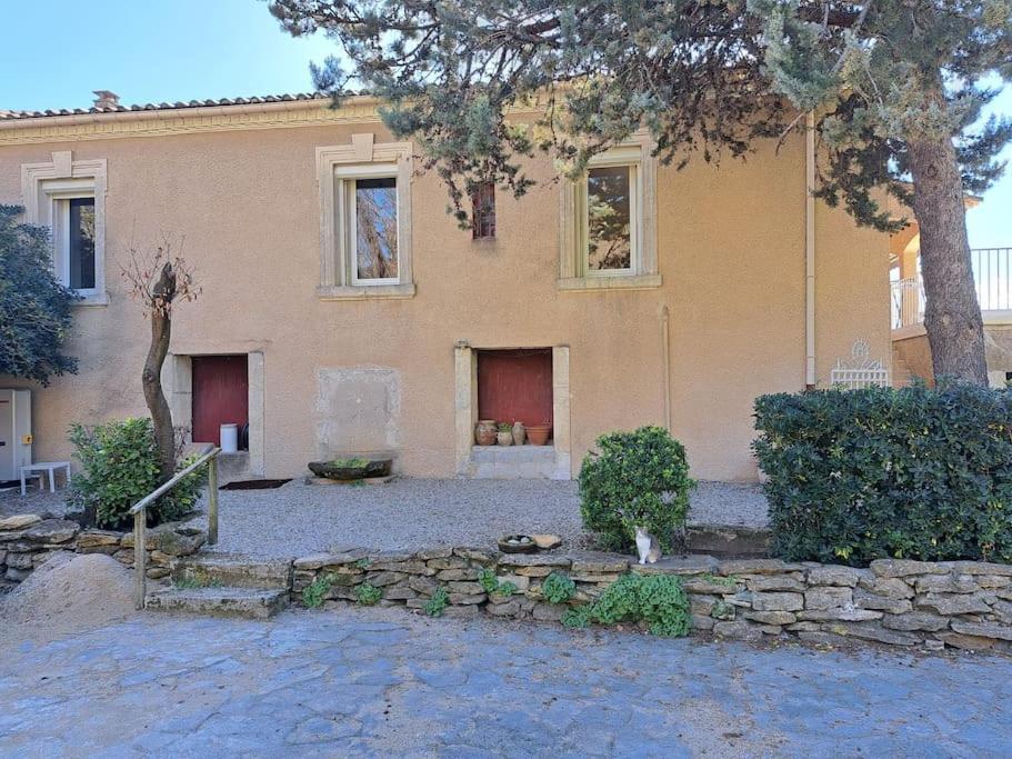Le Champ Des Hors Vila Vailhauques Exterior foto